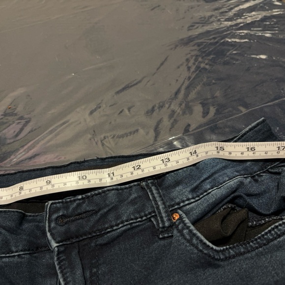 Women's Skinny Jeans in Dark Indigo Wash - Picture 5 of 8